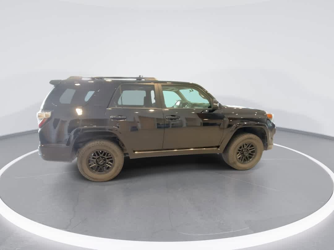 Used 2019 Toyota 4Runner Limited AWD/4WD image 9