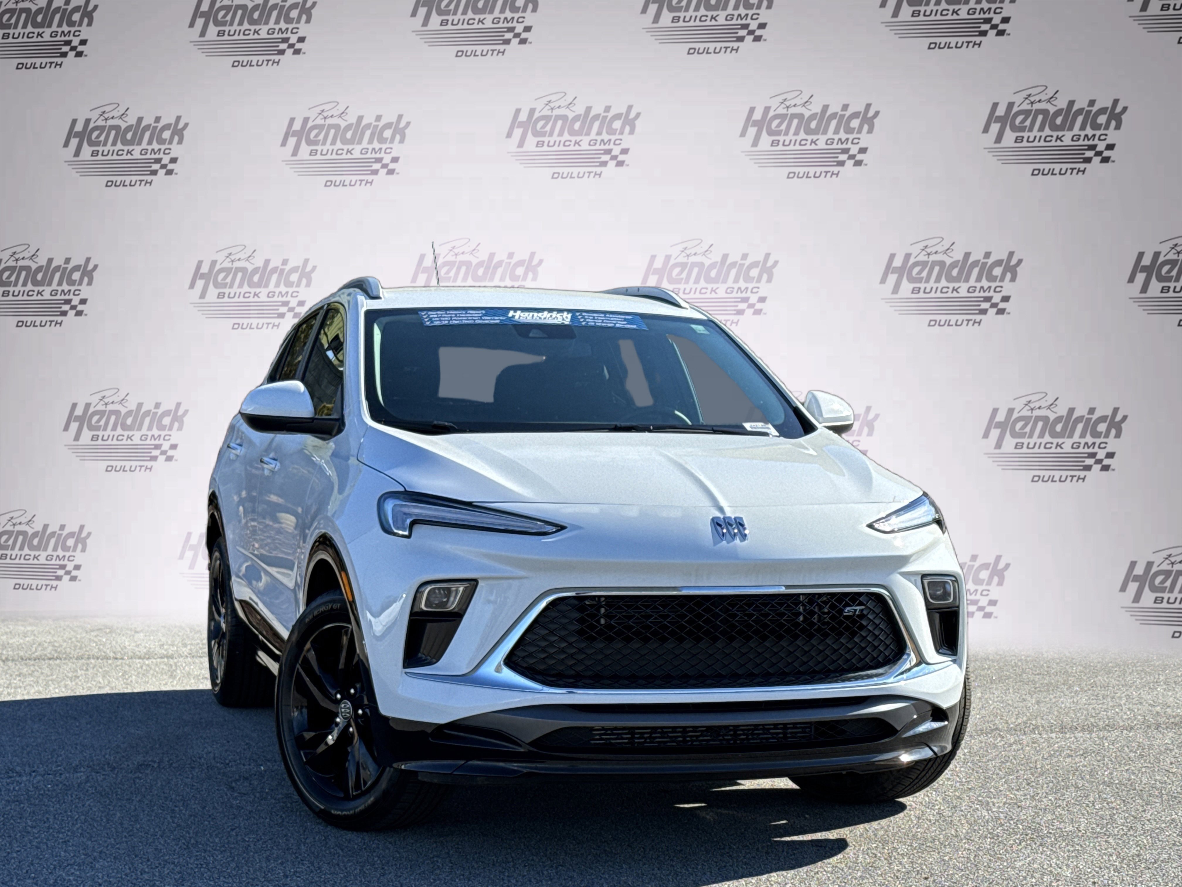 Used 2026 Buick Encore GX Sport Touring w/ Comfort Package image 2