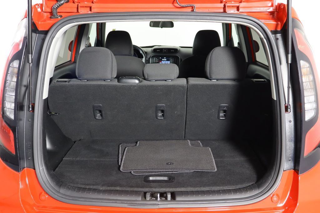 Used 2019 Kia Soul FWD image 17