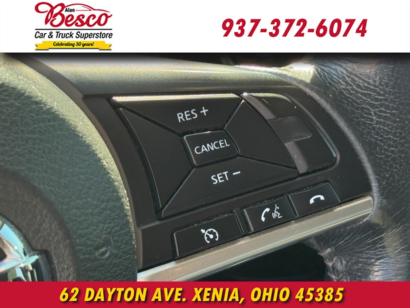 Used 2017 Nissan Rogue SV w/ Midnight Edition AWD/4WD image 11
