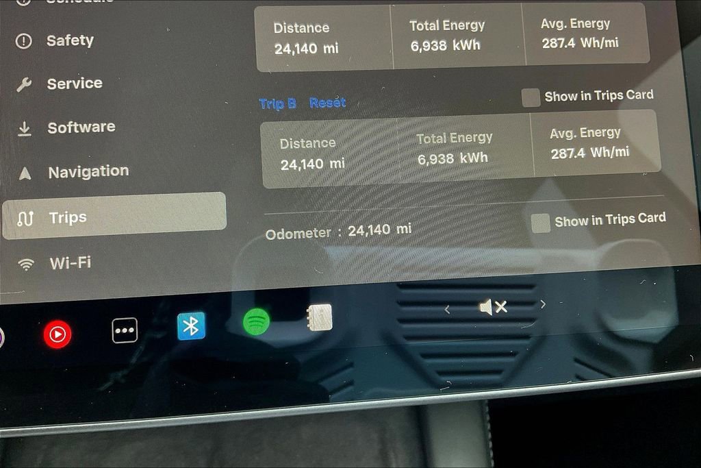 Used 2024 Tesla Model Y Long Range image 13