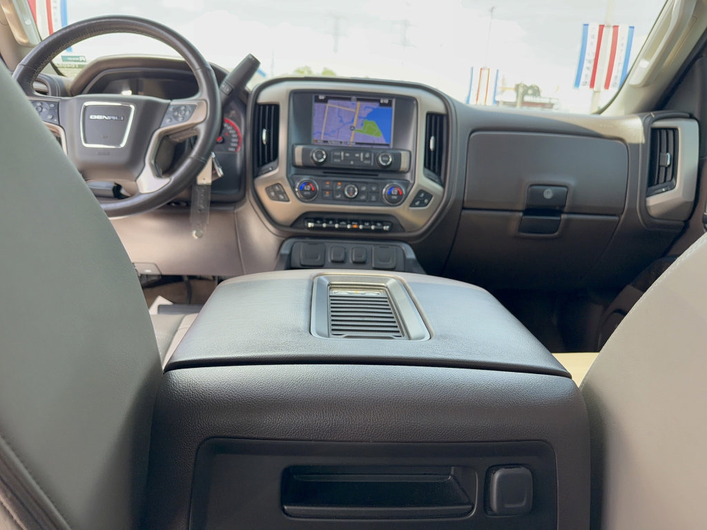 Used 2016 GMC Sierra 2500 Denali AWD/4WD image 29