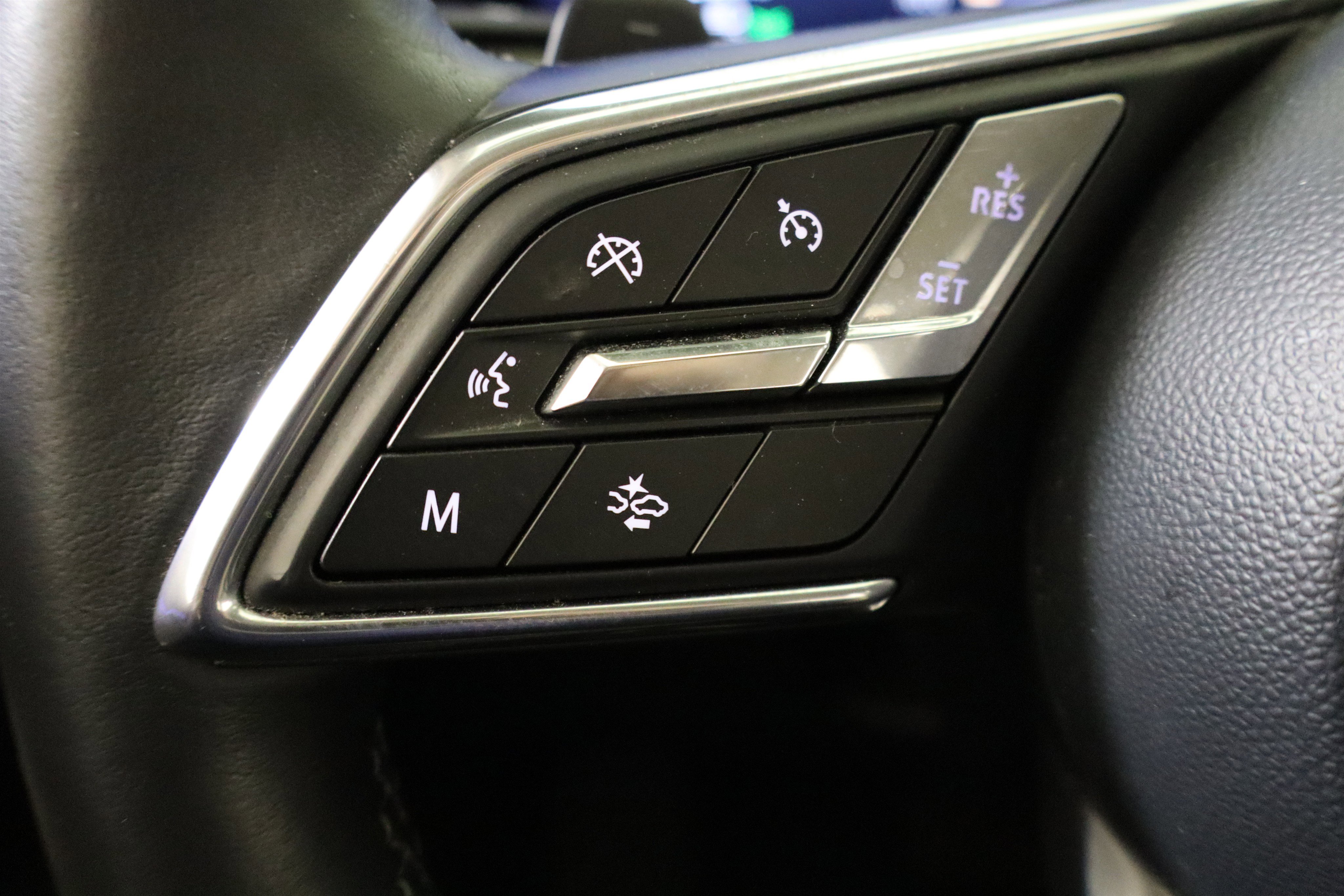 Used 2024 Buick Envision Preferred image 22