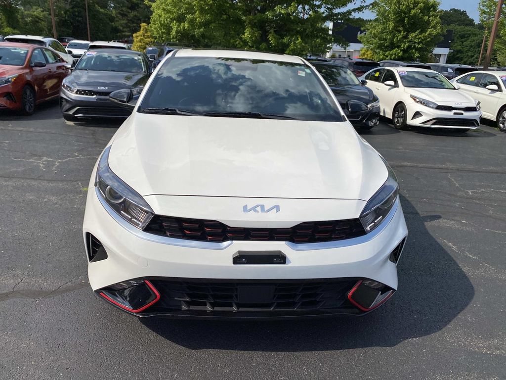 Used 2023 Kia Forte GT-Line w/ GT-Line Premium Package FWD image 9