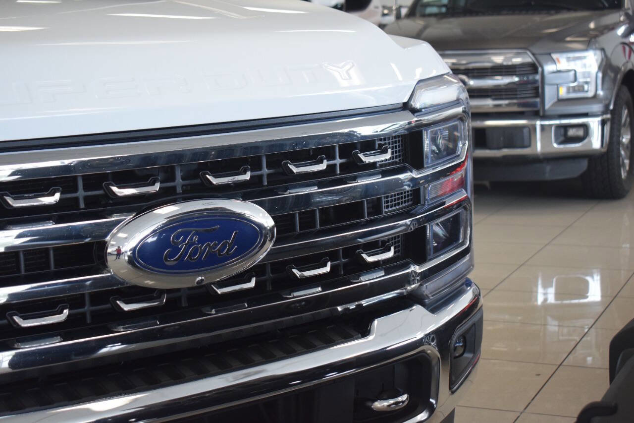 Used 2023 Ford F250 Lariat w/ Chrome Package AWD/4WD image 6