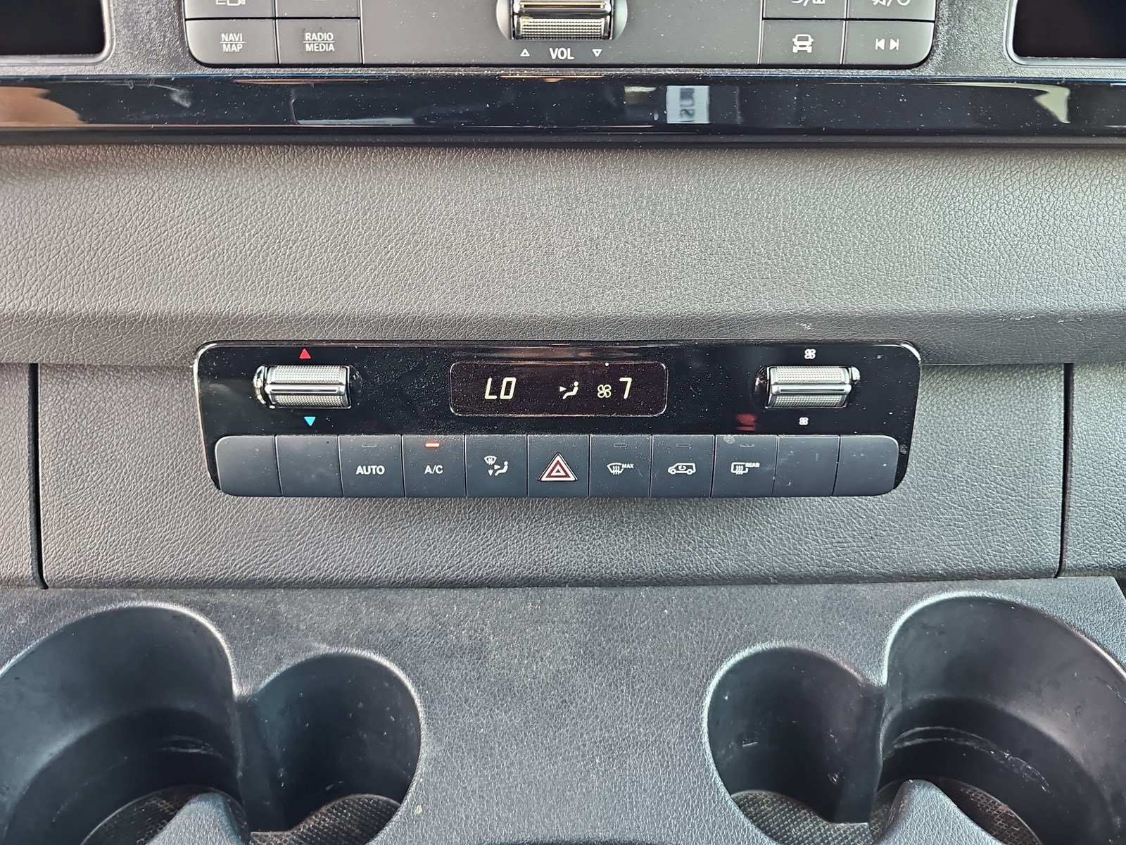 Used 2021 Mercedes-Benz Sprinter 2500 image 26