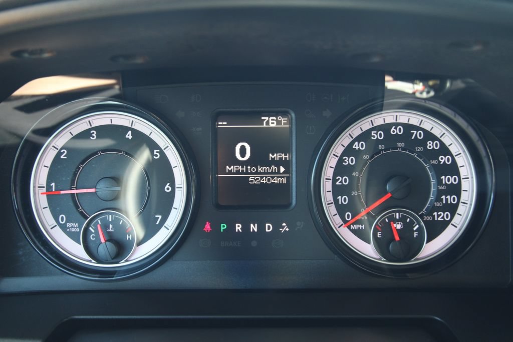 Used 2024 RAM 1500 Warlock AWD/4WD image 36