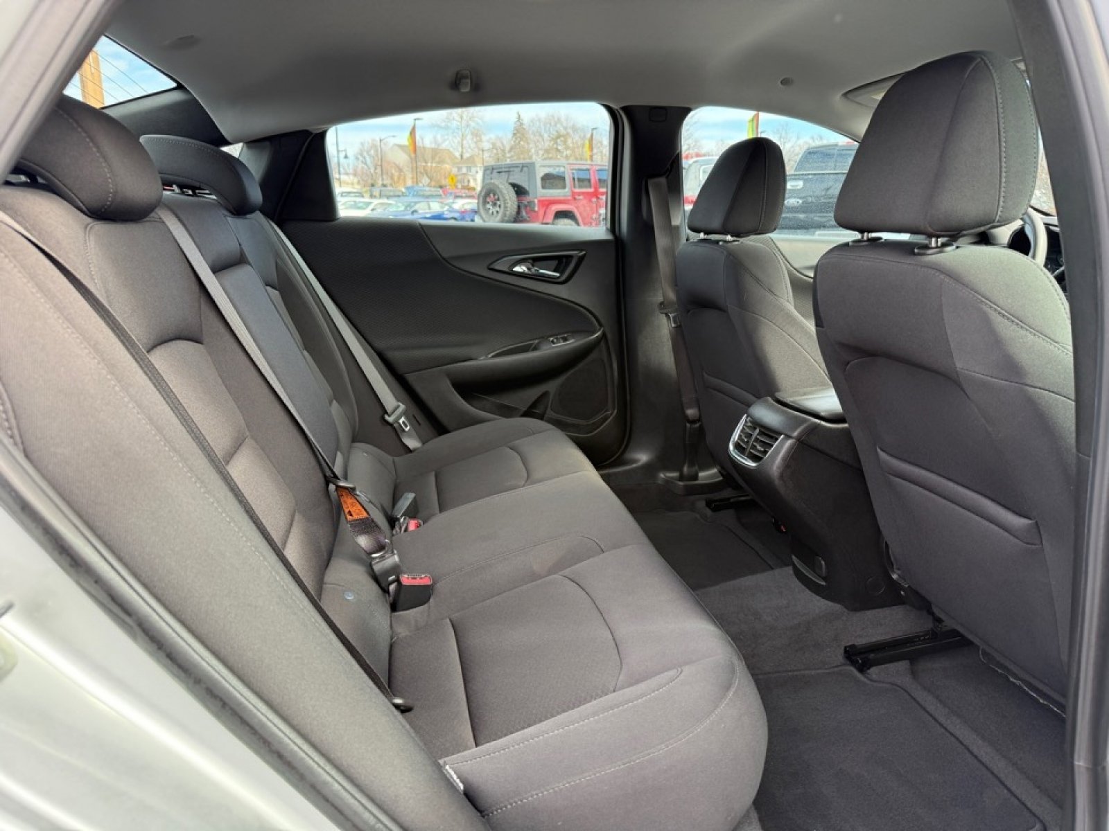 Used 2021 Chevrolet Malibu LT image 24