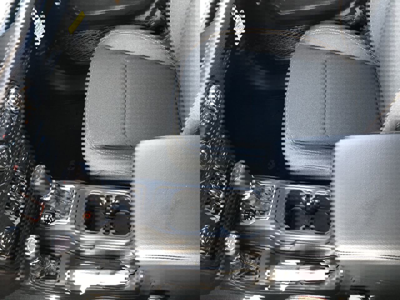 New 2026 Jeep Gladiator Sport image 17