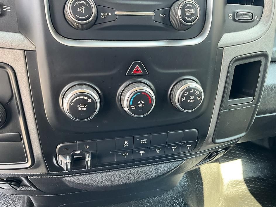 Used 2018 RAM 3500 Tradesman w/ Power & Remote Entry Group AWD/4WD image 23