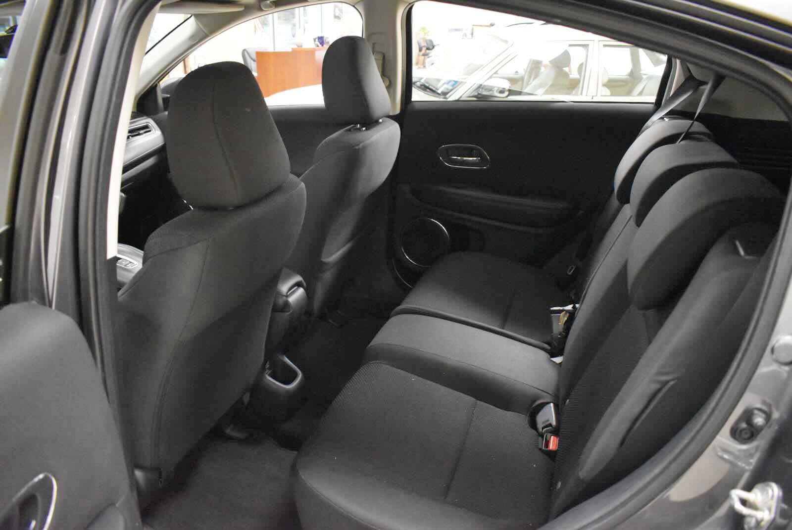 Used 2018 Honda HR-V EX image 13