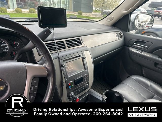 Used 2014 Chevrolet Suburban LT image 11