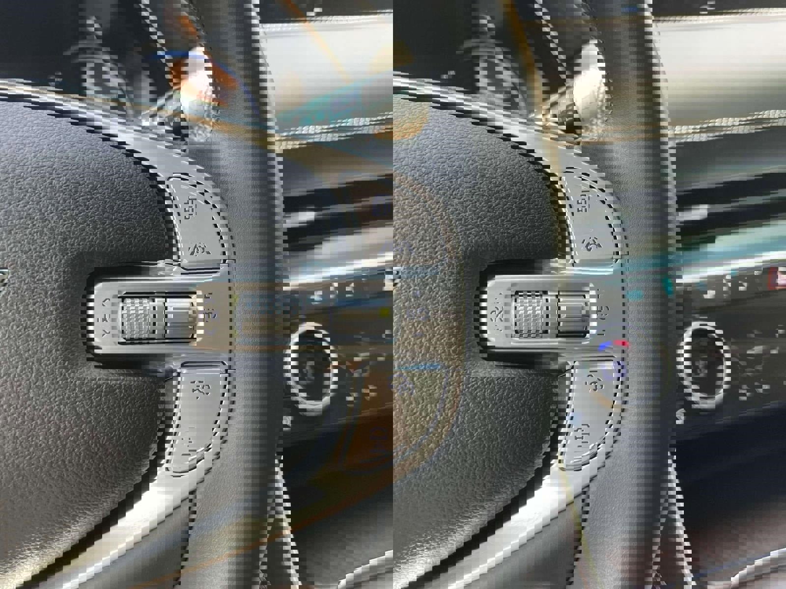 Used 2024 Genesis GV80 2.5T w/ Advanced Package image 23