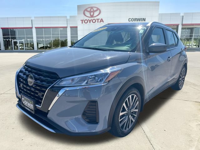 Used 2023 Nissan Kicks SV w/ Interior Electronics Package FWD image 7