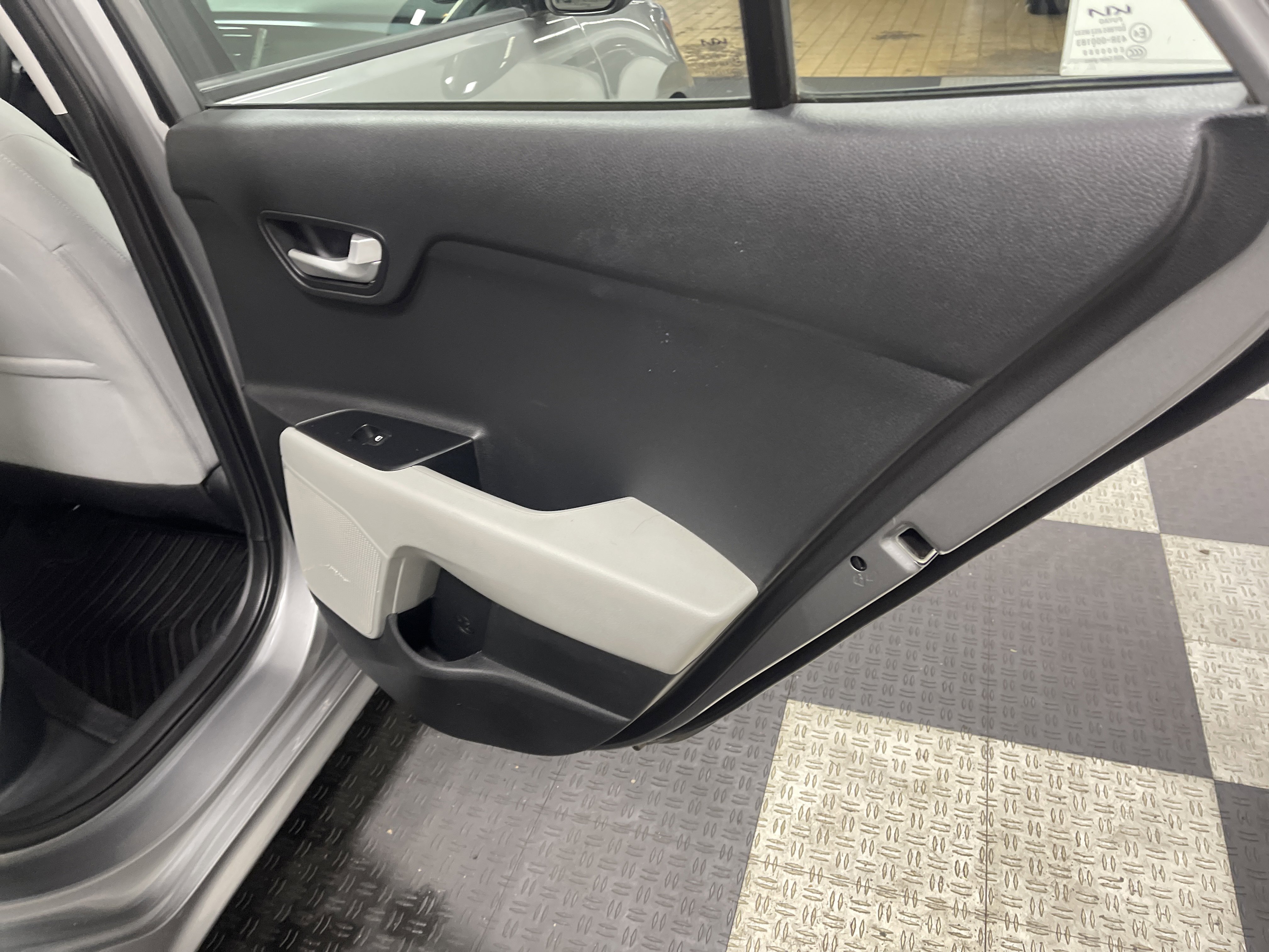 Used 2022 Kia Rio S w/ Technology Package image 18