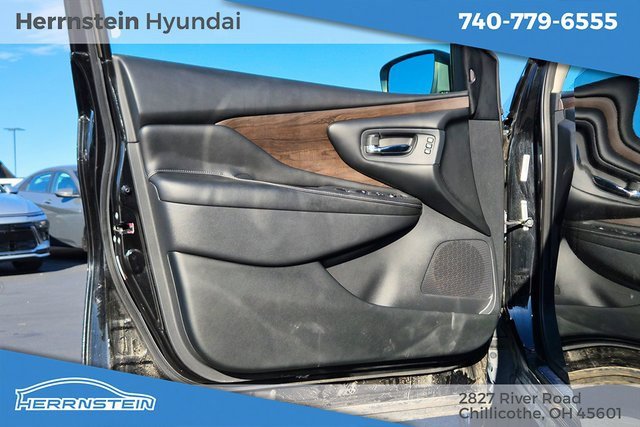 Used 2019 Nissan Murano Platinum image 16