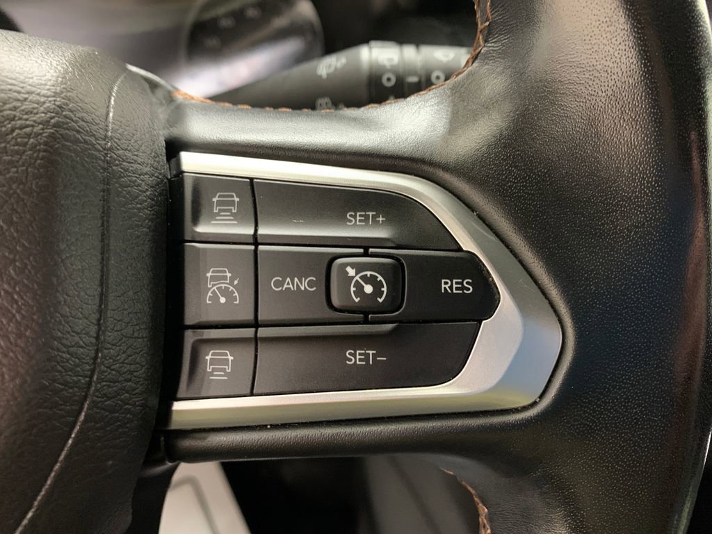 Used 2022 Jeep Compass Limited image 23