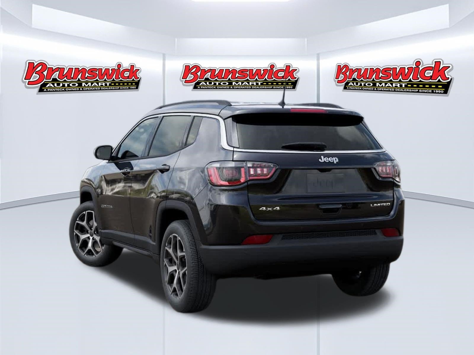 New 2026 Jeep Compass Limited AWD/4WD image 3