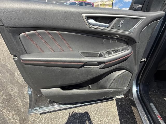 Used 2024 Ford Edge ST-Line AWD/4WD image 13