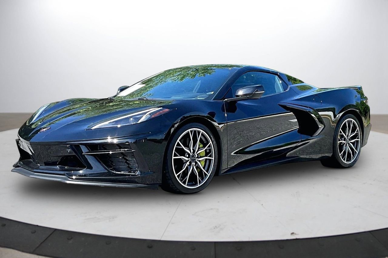 Used 2023 Chevrolet Corvette Stingray Premium Conv w/ Z51 Performance Package RWD image 4
