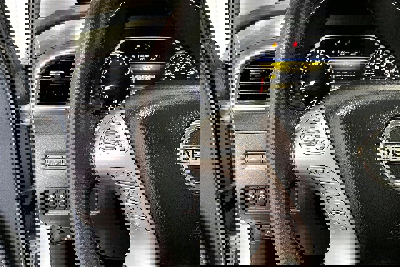 Used 2018 Nissan Murano SL w/ Moonroof Package image 21