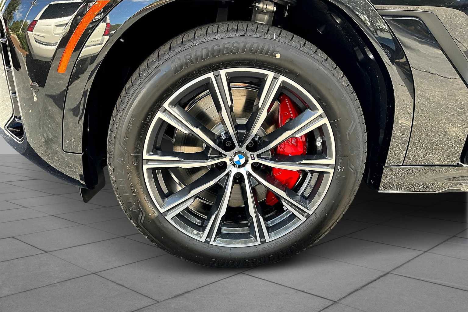 New 2026 BMW X6 M60i image 11
