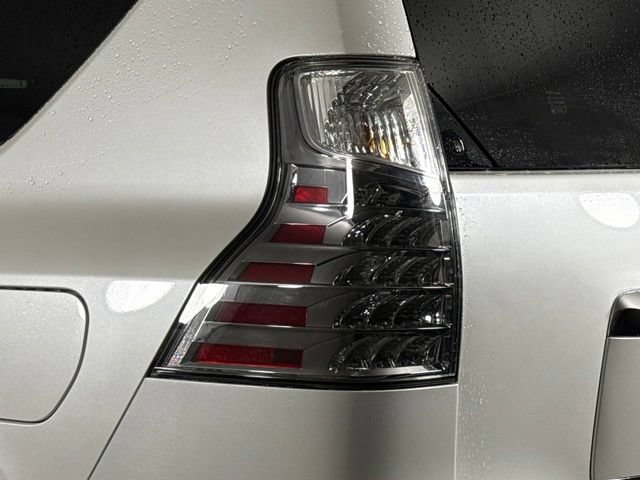 Certified 2023 Lexus GX 460 Premium w/ Premium Package AWD/4WD image 17