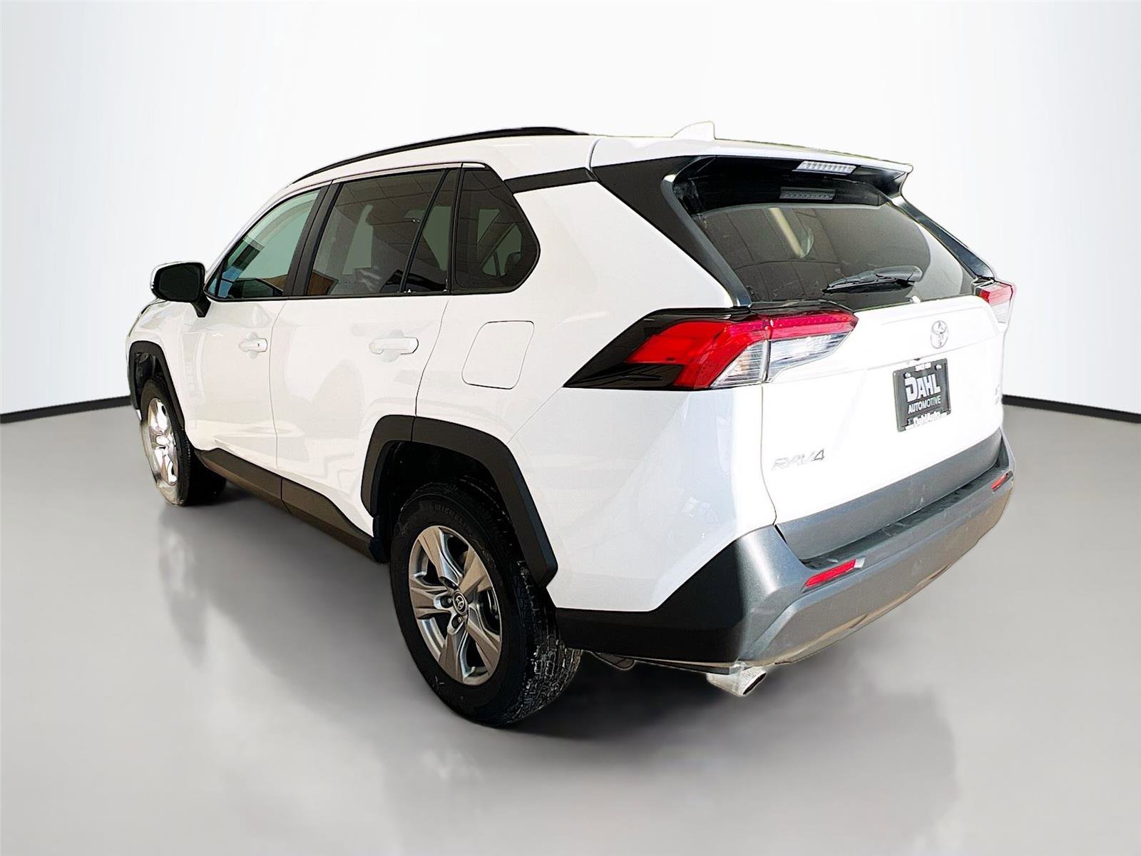 Used 2025 Toyota RAV4 XLE image 35