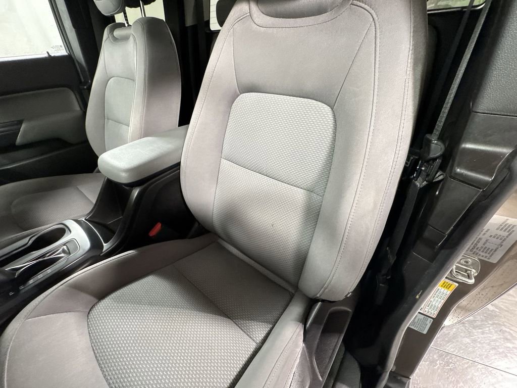 Used 2015 GMC Canyon W/T w/ Convenience Package image 19