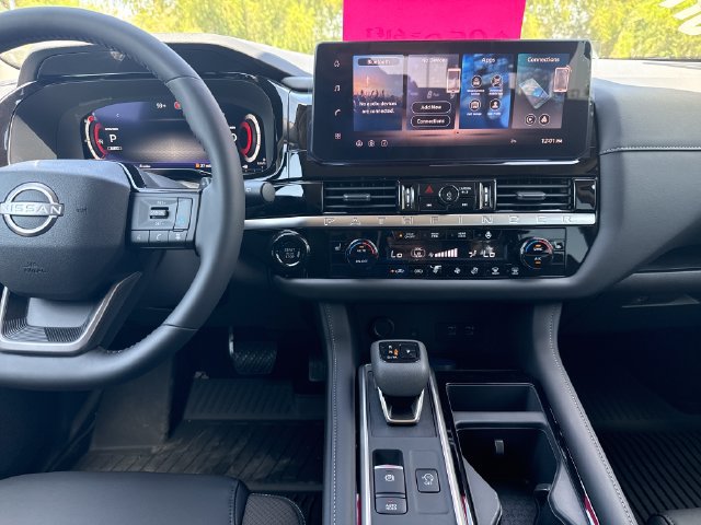 New 2026 Nissan Pathfinder SL AWD/4WD image 19