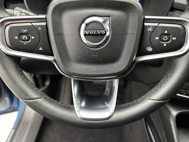 Certified 2023 Volvo C40 Recharge Core AWD/4WD image 14