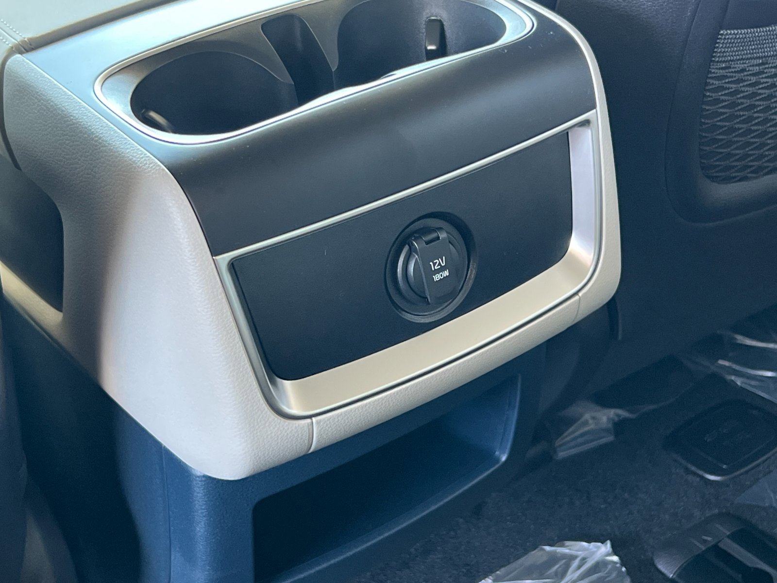 New 2026 Kia Carnival EX image 13