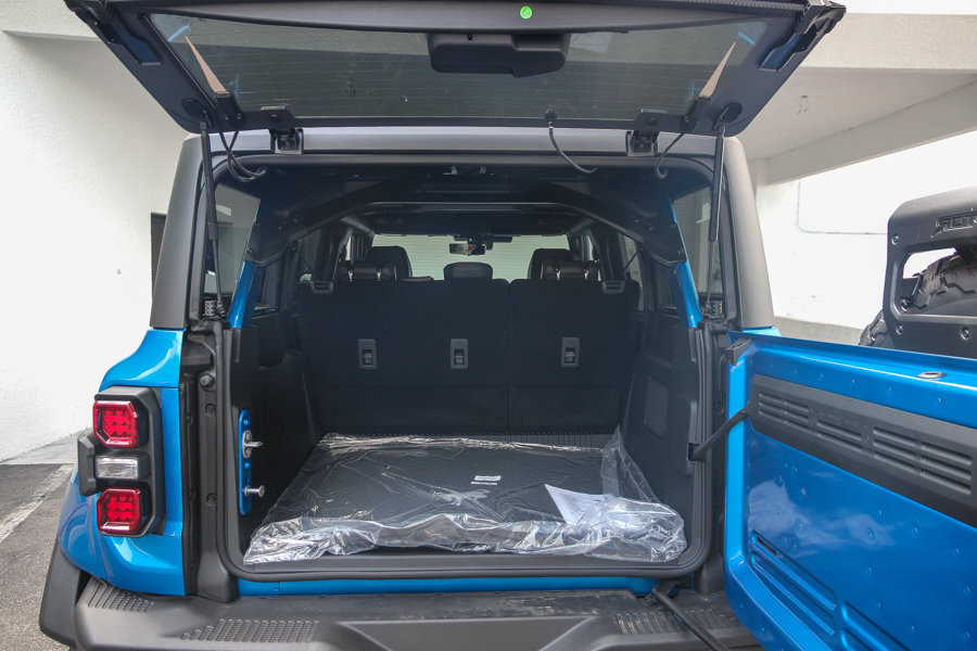 New 2026 Ford Bronco Raptor w/ Interior Carbon Fiber Pack AWD/4WD image 28