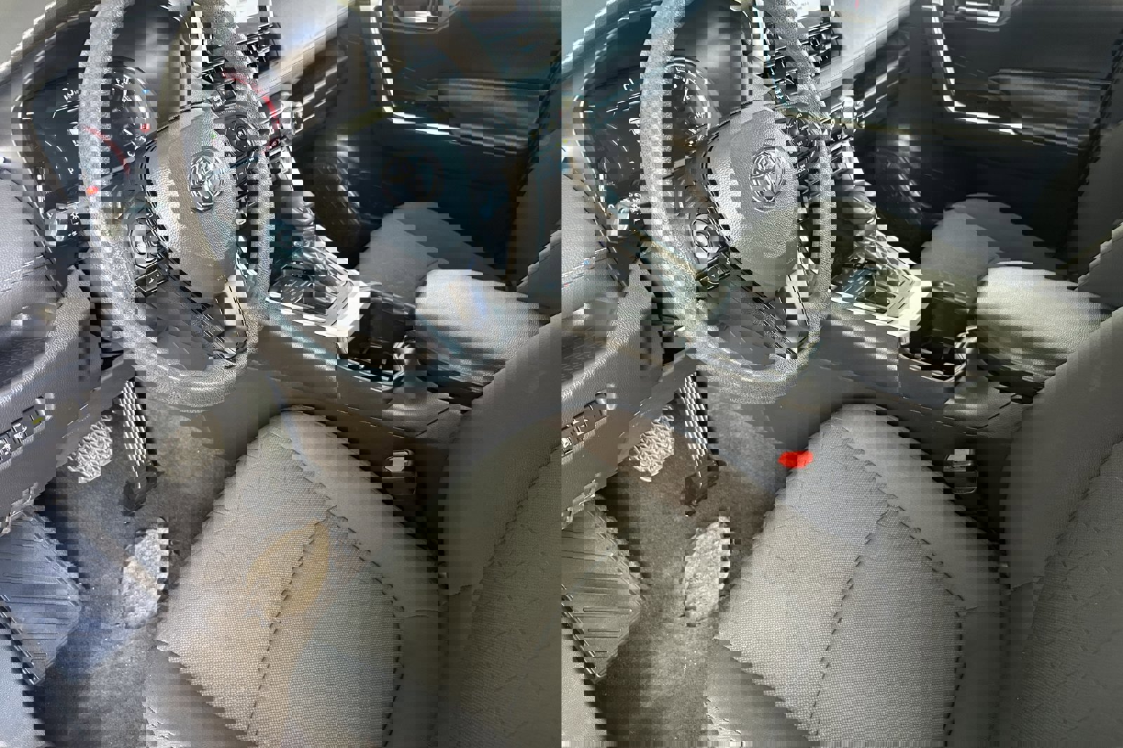 Used 2023 Toyota RAV4 XLE image 11