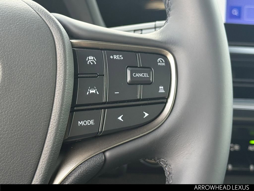 Certified 2026 Lexus UX 300h FWD w/ Accessory Package (Z1) image 17