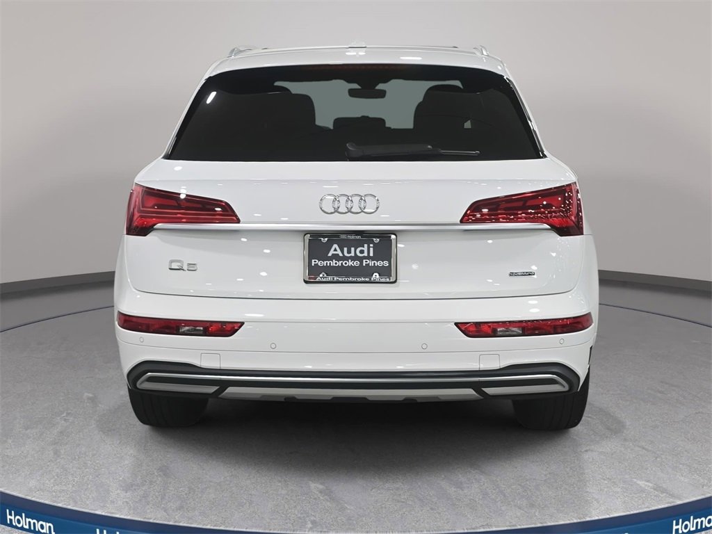 Certified 2023 Audi Q5 2.0T Premium w/ Convenience Package image 6