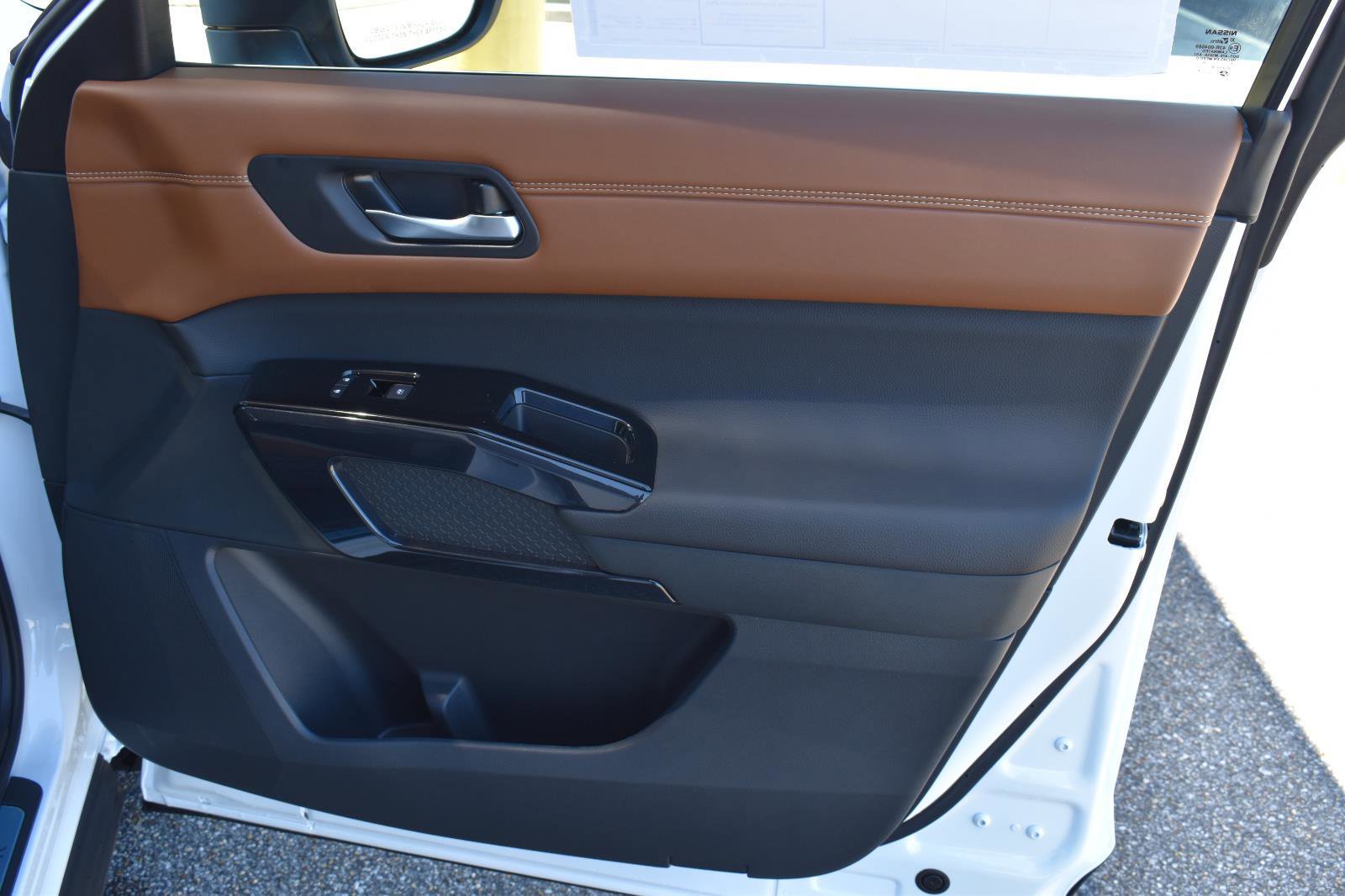 New 2026 Nissan Pathfinder Platinum image 71