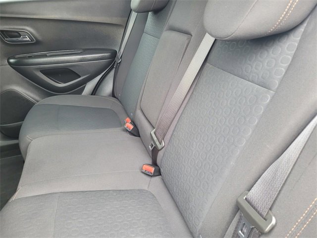 Used 2022 Chevrolet Trax LS w/ Tint and Cruise Package image 15