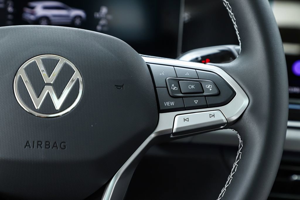 New 2026 Volkswagen Tiguan SE image 22