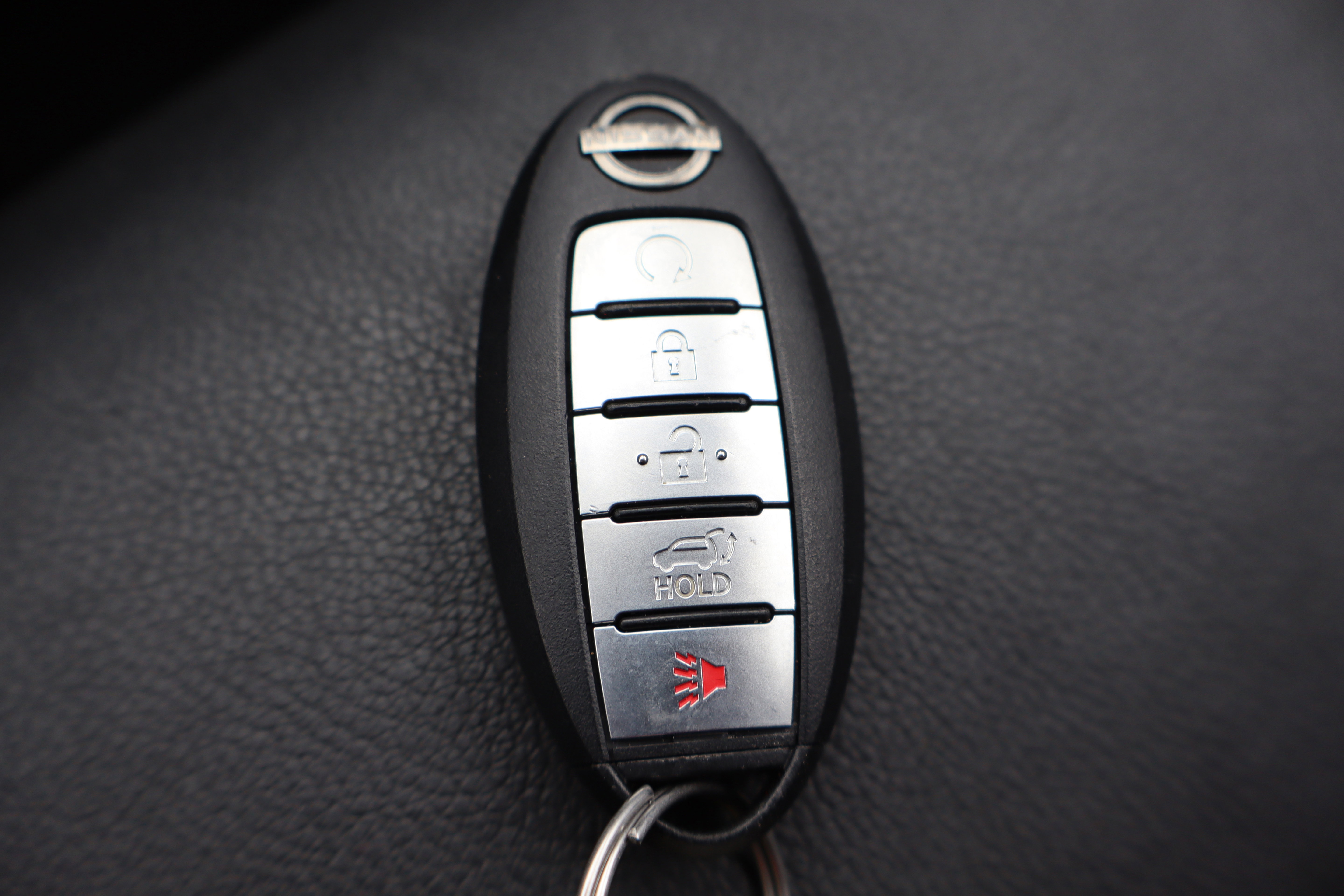 Used 2024 Nissan Armada SL w/ Midnight Edition Package image 38