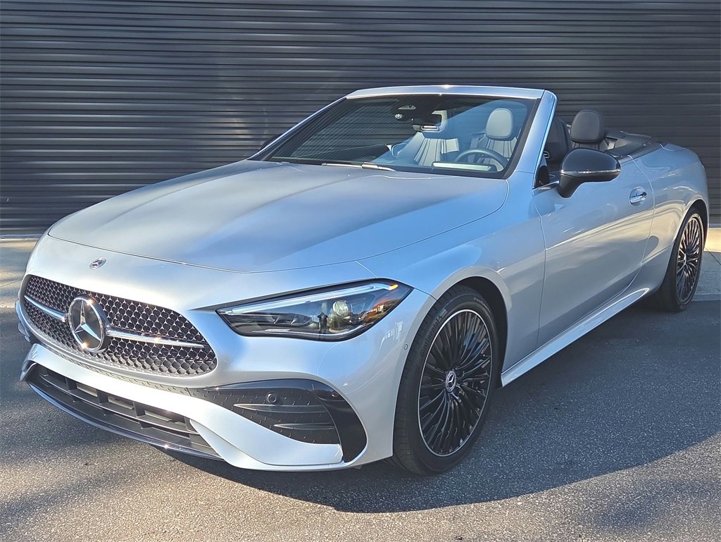 Used 2024 Mercedes-Benz CLE 300 4MATIC Cabriolet image 6