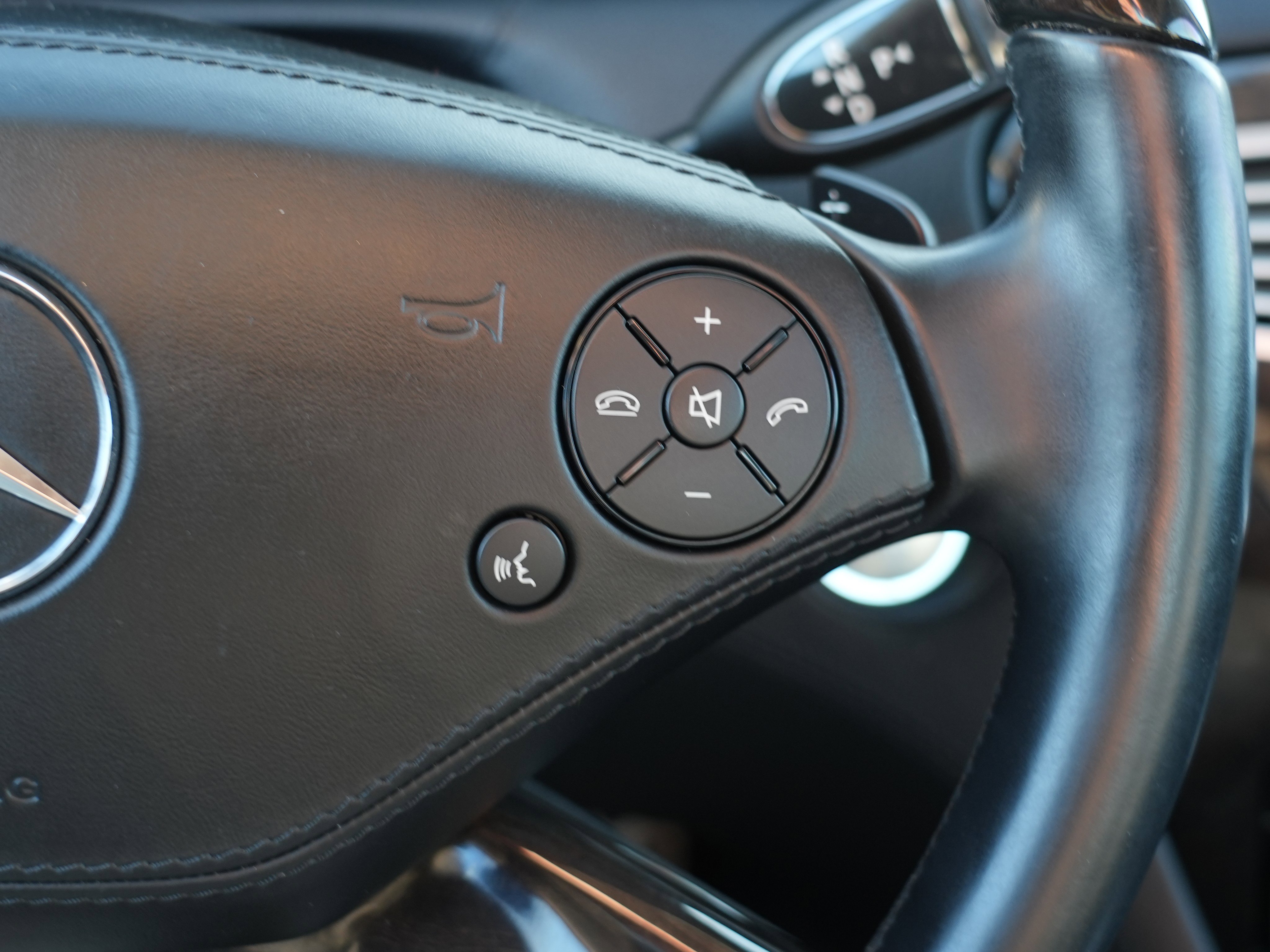 Used 2014 Mercedes-Benz CL 550 4MATIC image 32