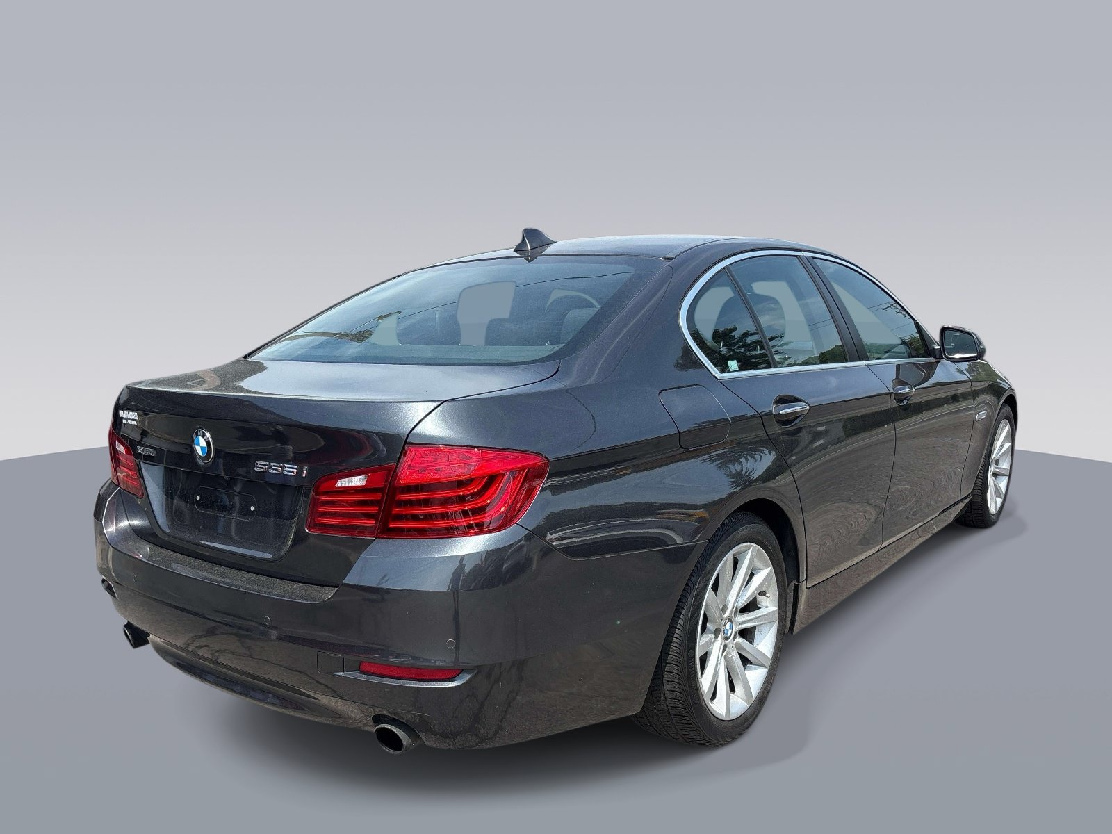 Used 2014 BMW 535i xDrive Sedan AWD/4WD image 3