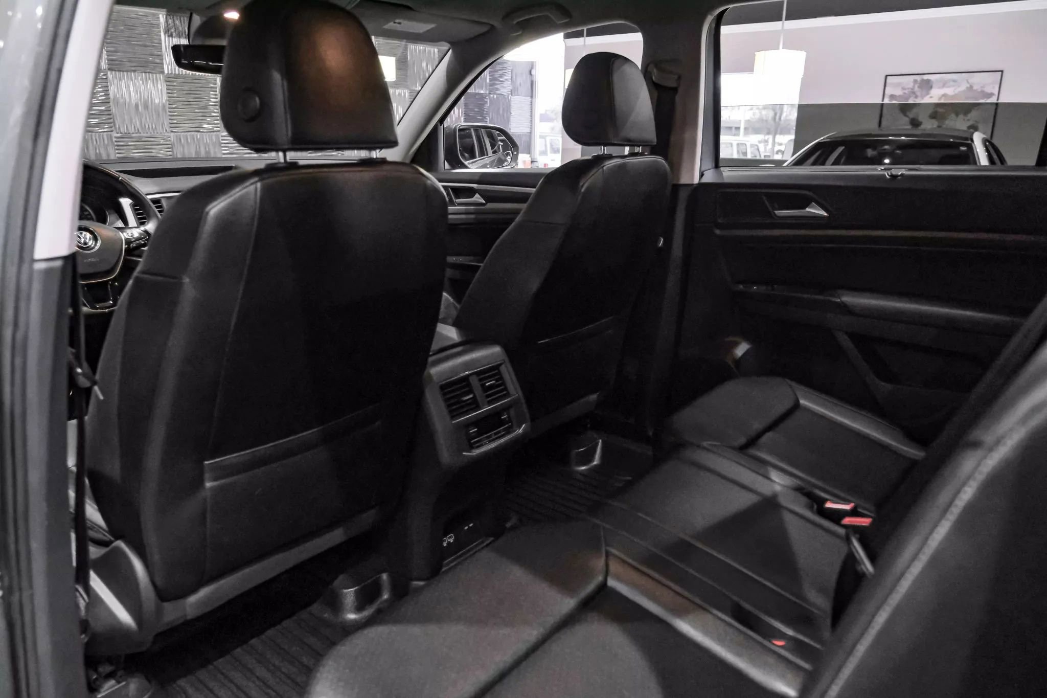 Used 2020 Volkswagen Atlas SE w/ Towing Package AWD/4WD image 32