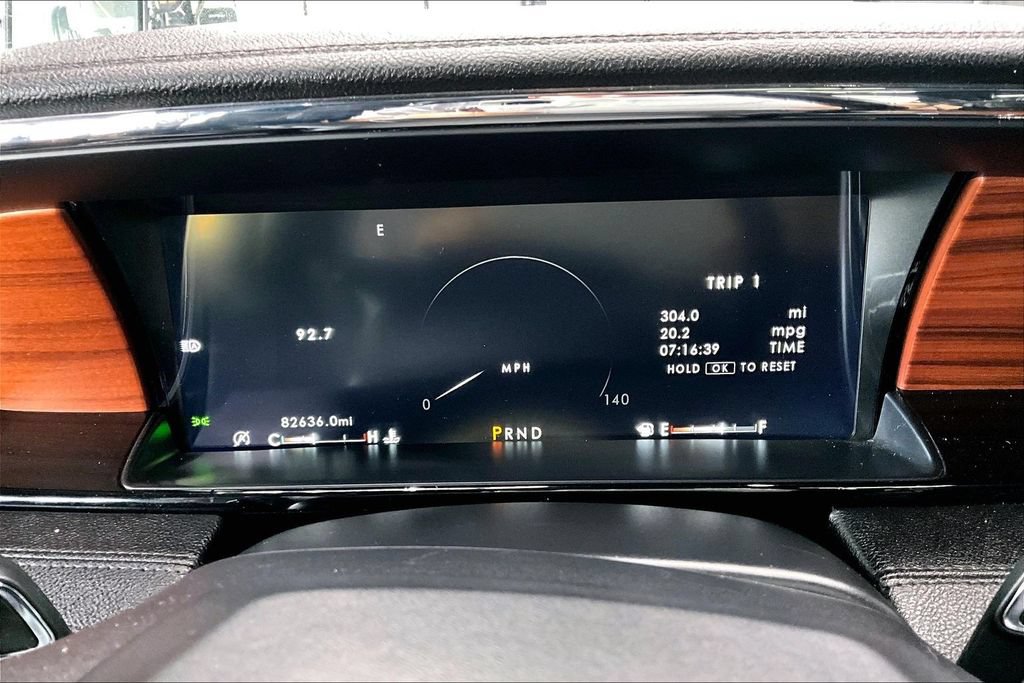 Used 2019 Lincoln Navigator Reserve AWD/4WD image 13