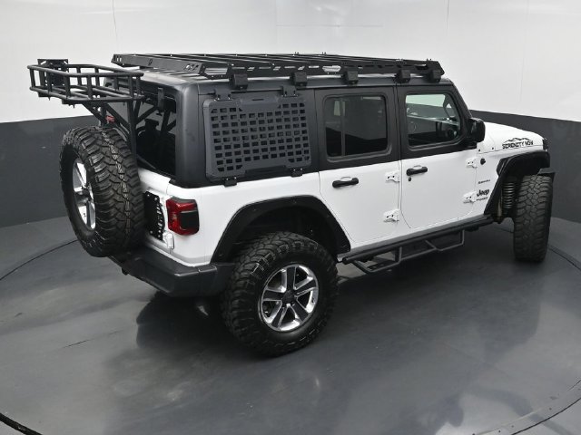 Used 2018 Jeep Wrangler Unlimited Sahara AWD/4WD image 38