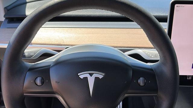Used 2024 Tesla Model Y Performance AWD/4WD image 12