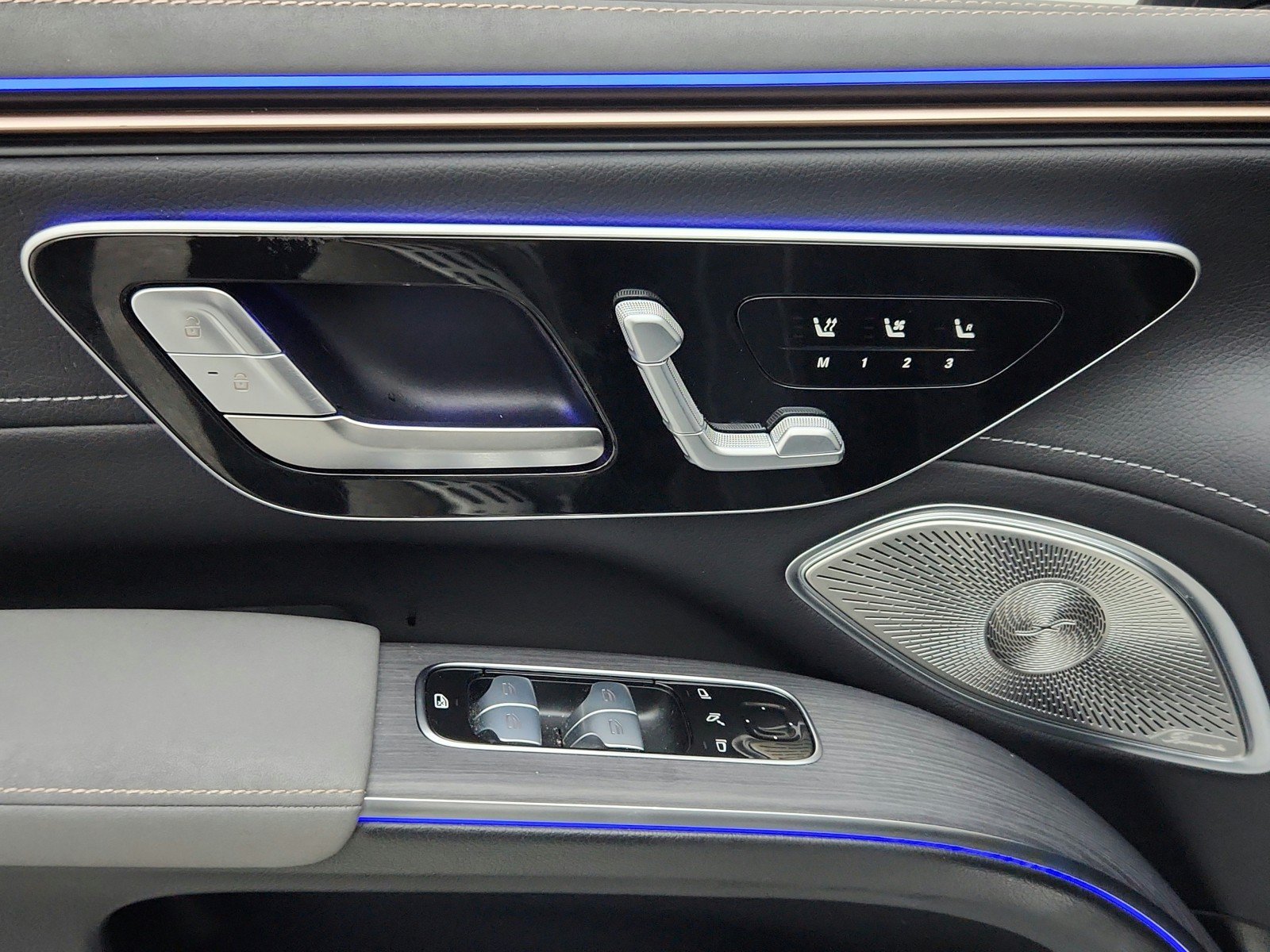 Certified 2024 Mercedes-Benz EQS 450+ SUV image 25