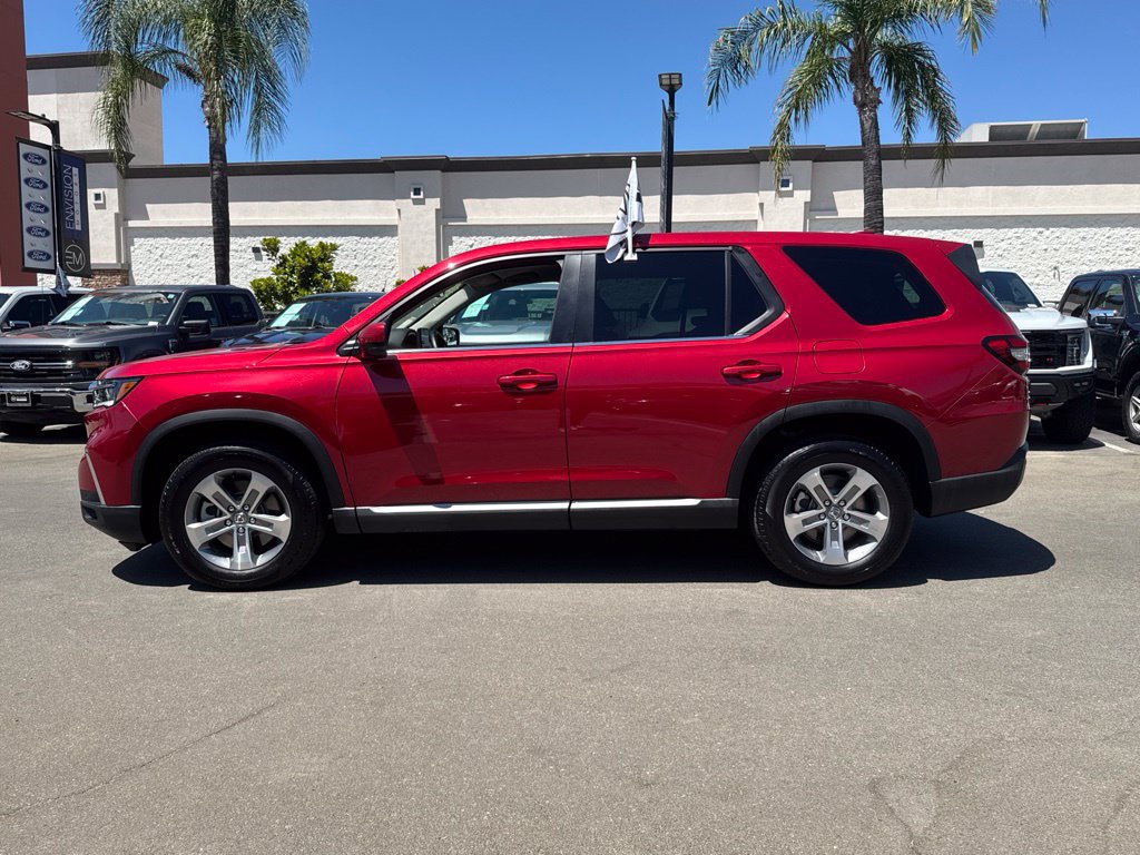 Used 2025 Honda Pilot EX-L image 6