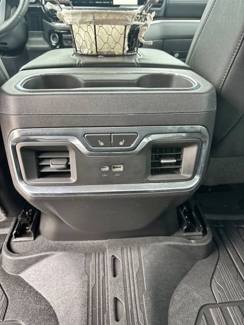 Used 2023 GMC Sierra 1500 SLT w/ SLT Premium Plus Package AWD/4WD image 12